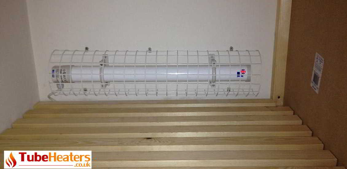 Airing cupboard heater with timer